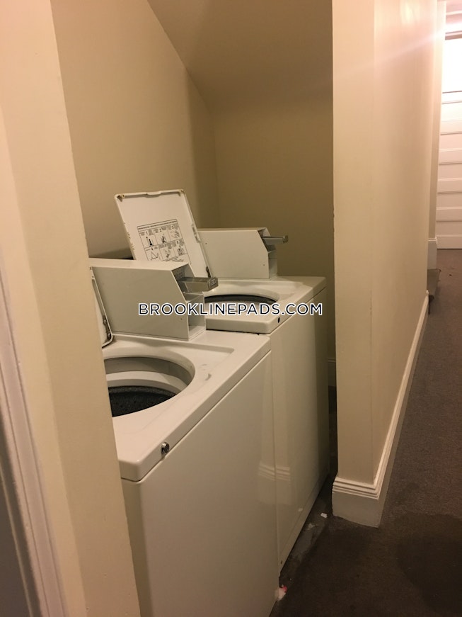 Brookline - $1,930 /mo