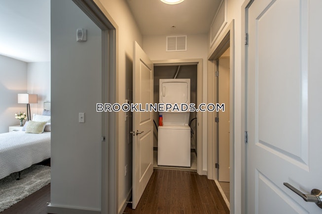 Brookline - $2,505 /mo