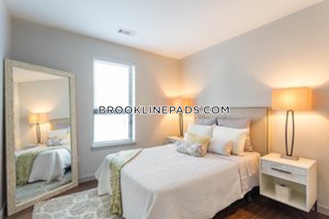 Brookline - $4,500 /mo