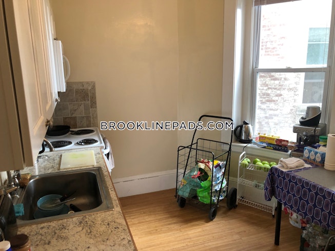 Brookline - $2,400 /mo