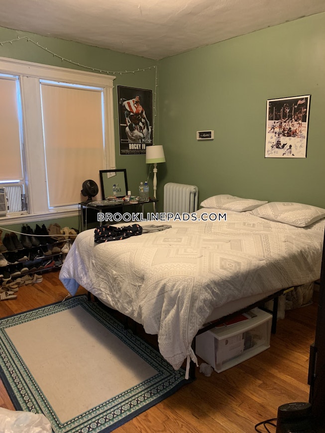 Brookline - $3,400 /mo