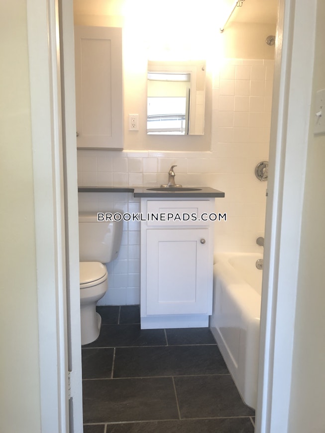 Brookline - $2,555 /mo