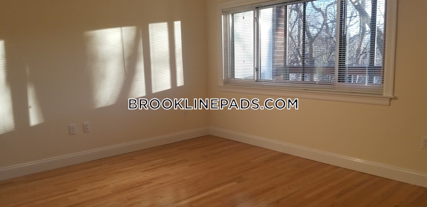 Brookline - $3,775 /month