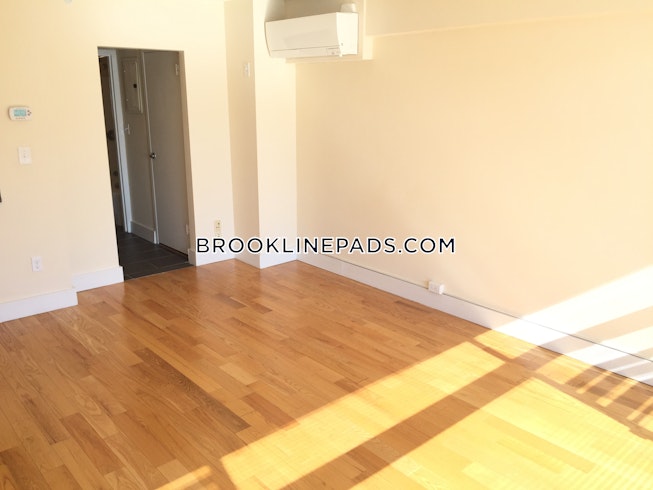 Brookline - $2,555 /mo