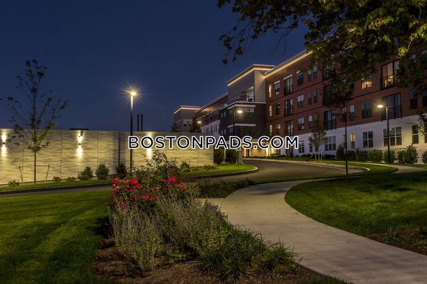 Burlington - $4,959 /month