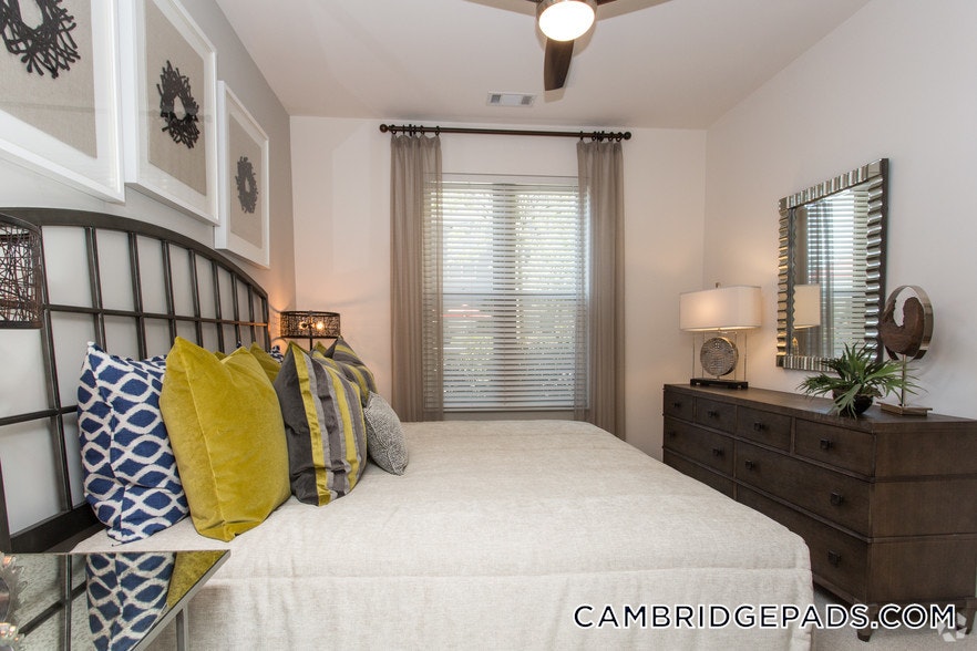 Cambridge - $5,622