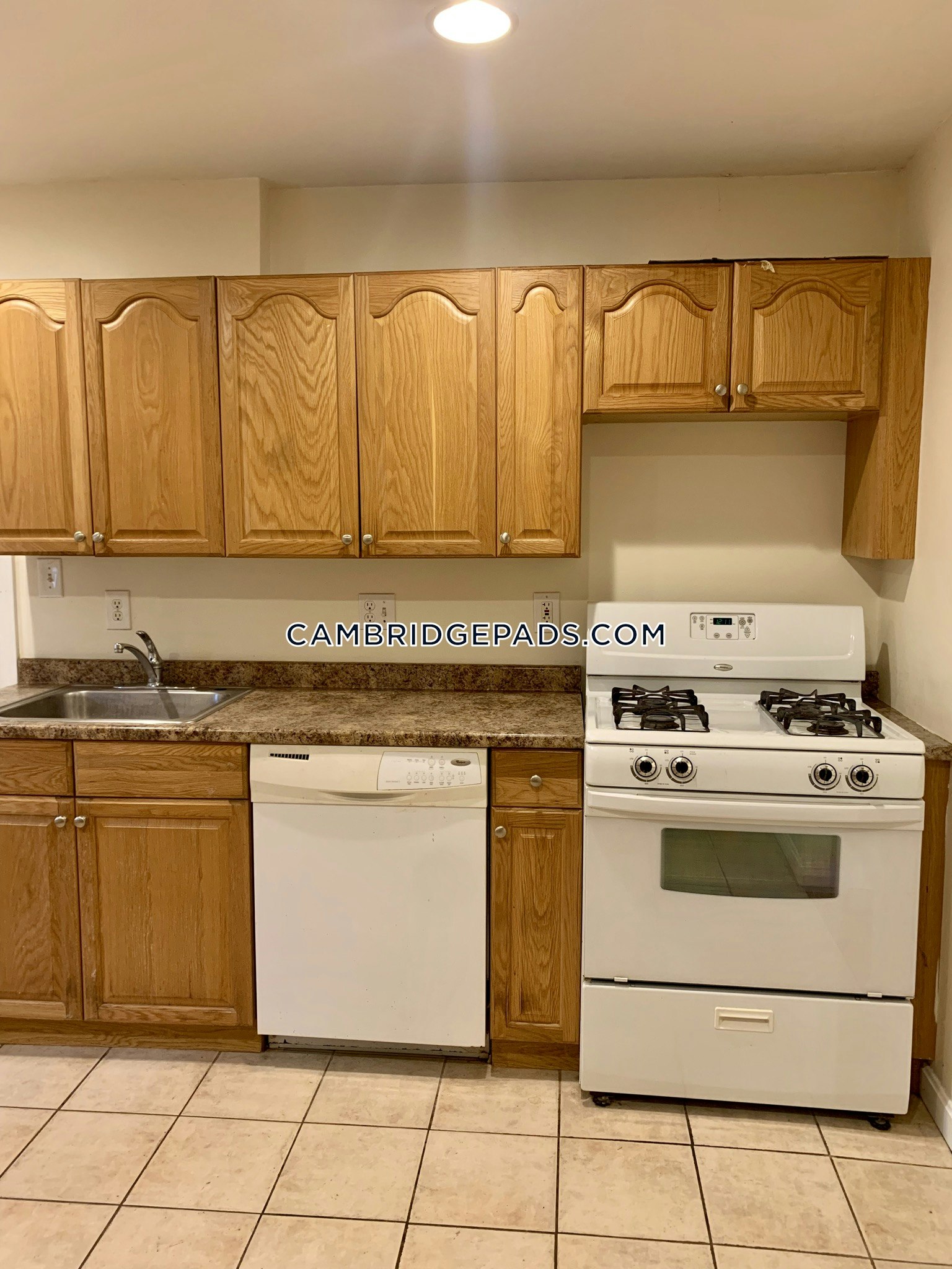 Cambridge - $2,400