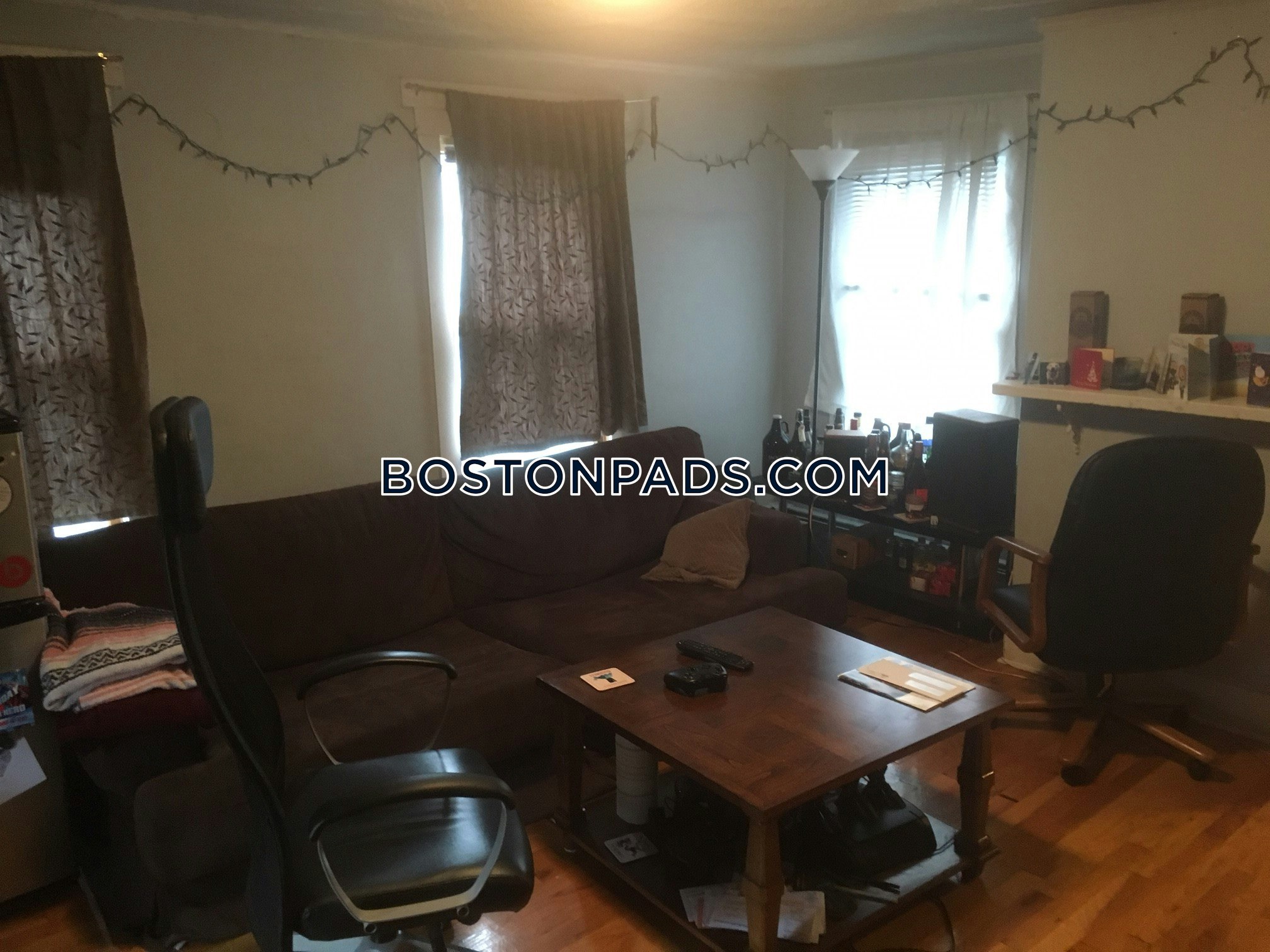 Cambridge - $2,400