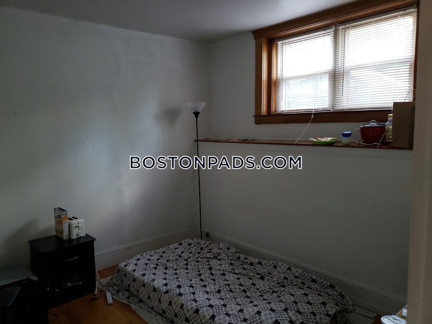 Cambridge - $2,900 /month