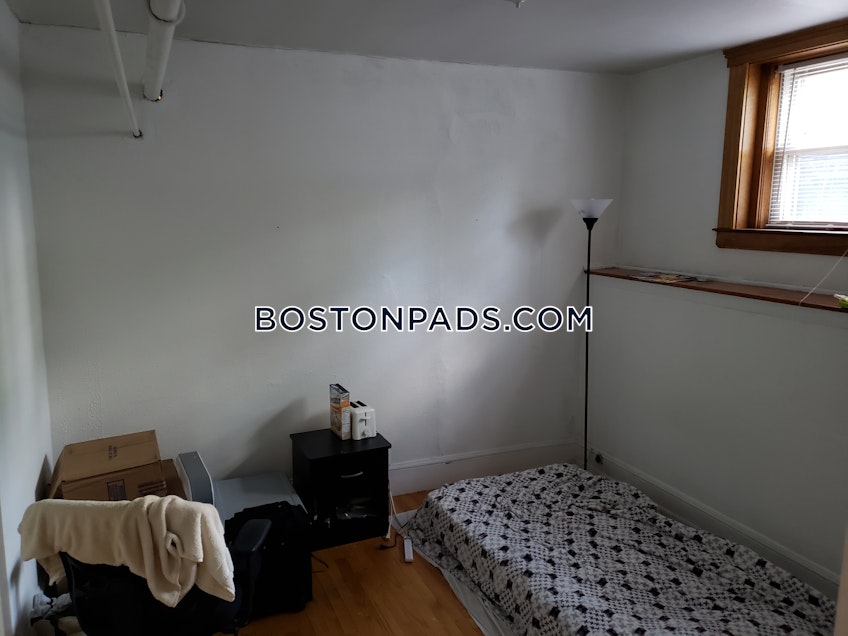 Cambridge - $2,900 /month