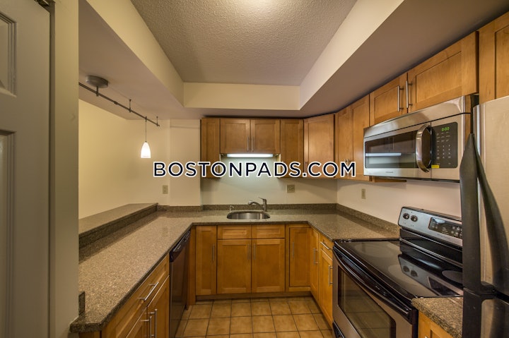 cambridge-apartment-for-rent-2-bedrooms-1-bath-central-squarecambridgeport-4300-4598883 