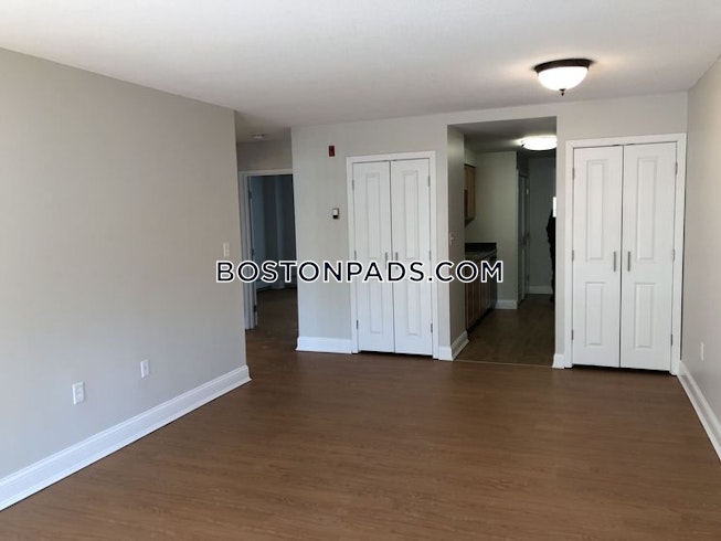 Cambridge - $4,200 /mo