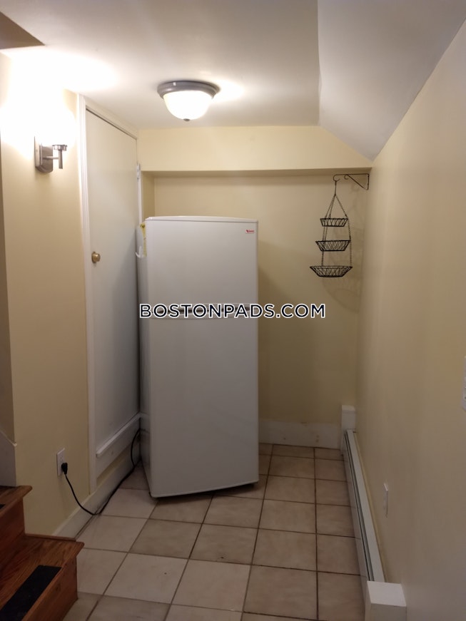 Cambridge - $2,500 /mo