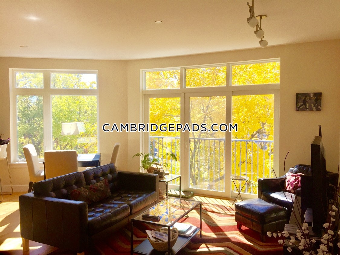 Cambridge - $3,573