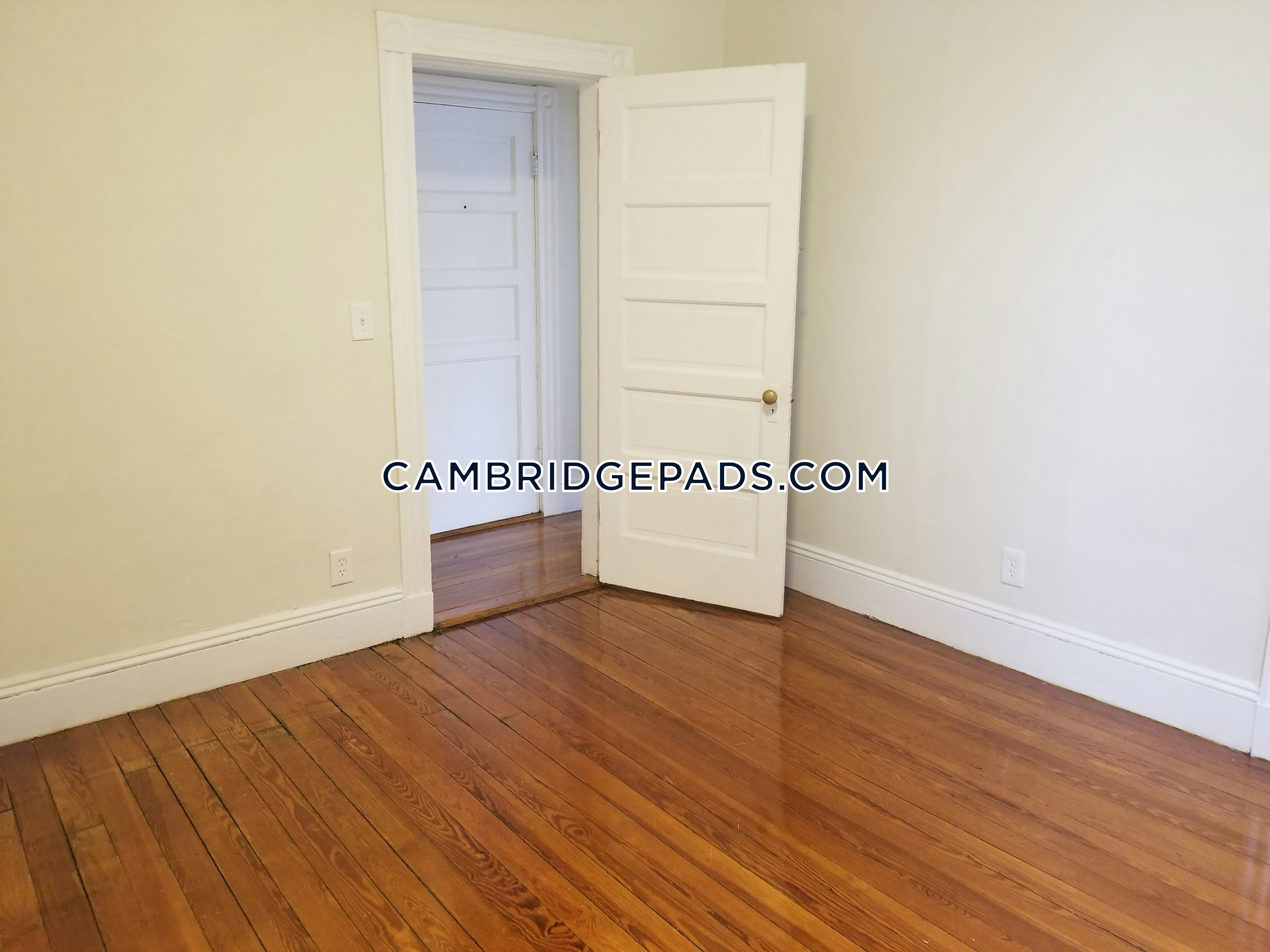 Cambridge - $3,100