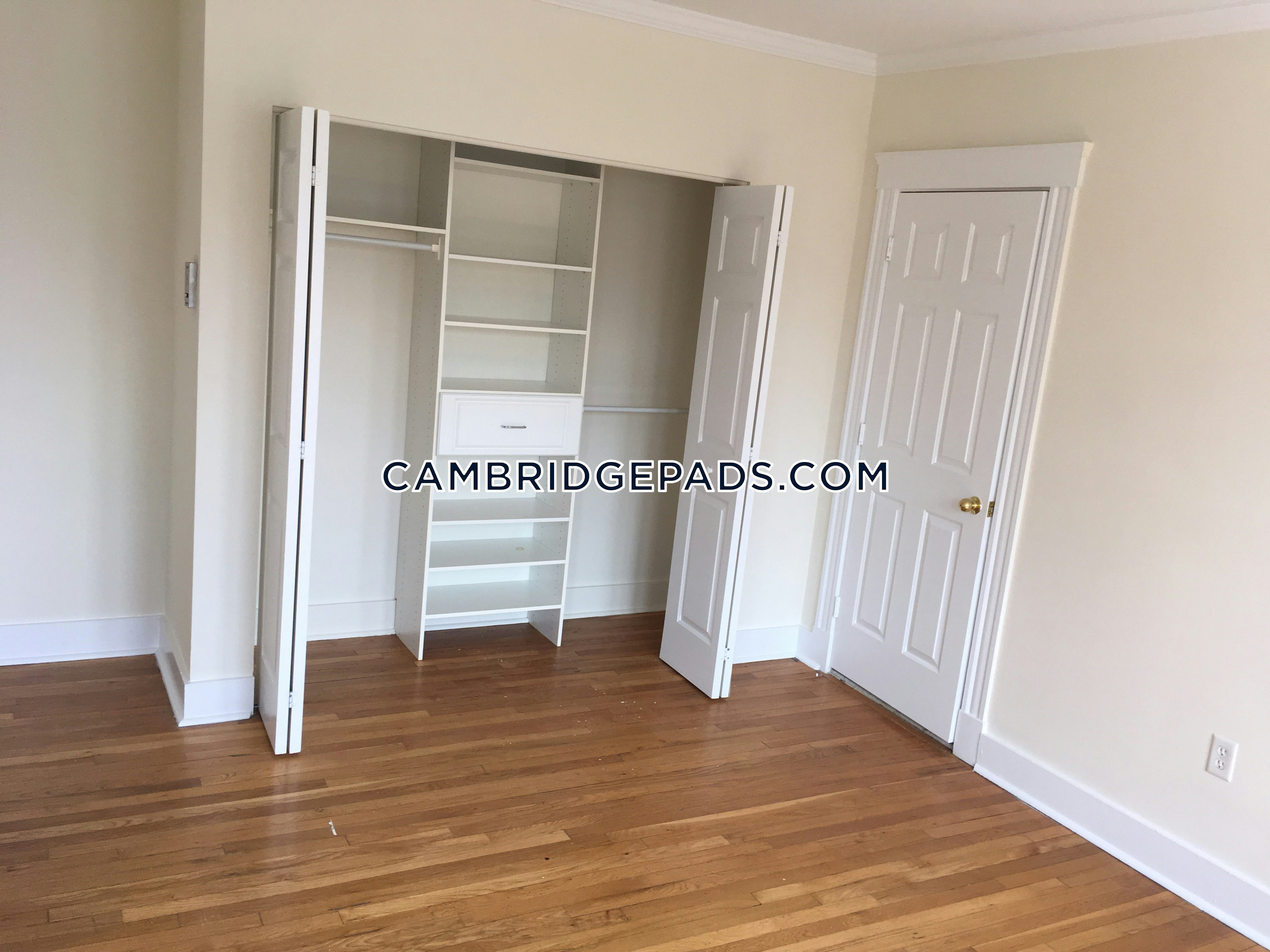 Cambridge - $2,265