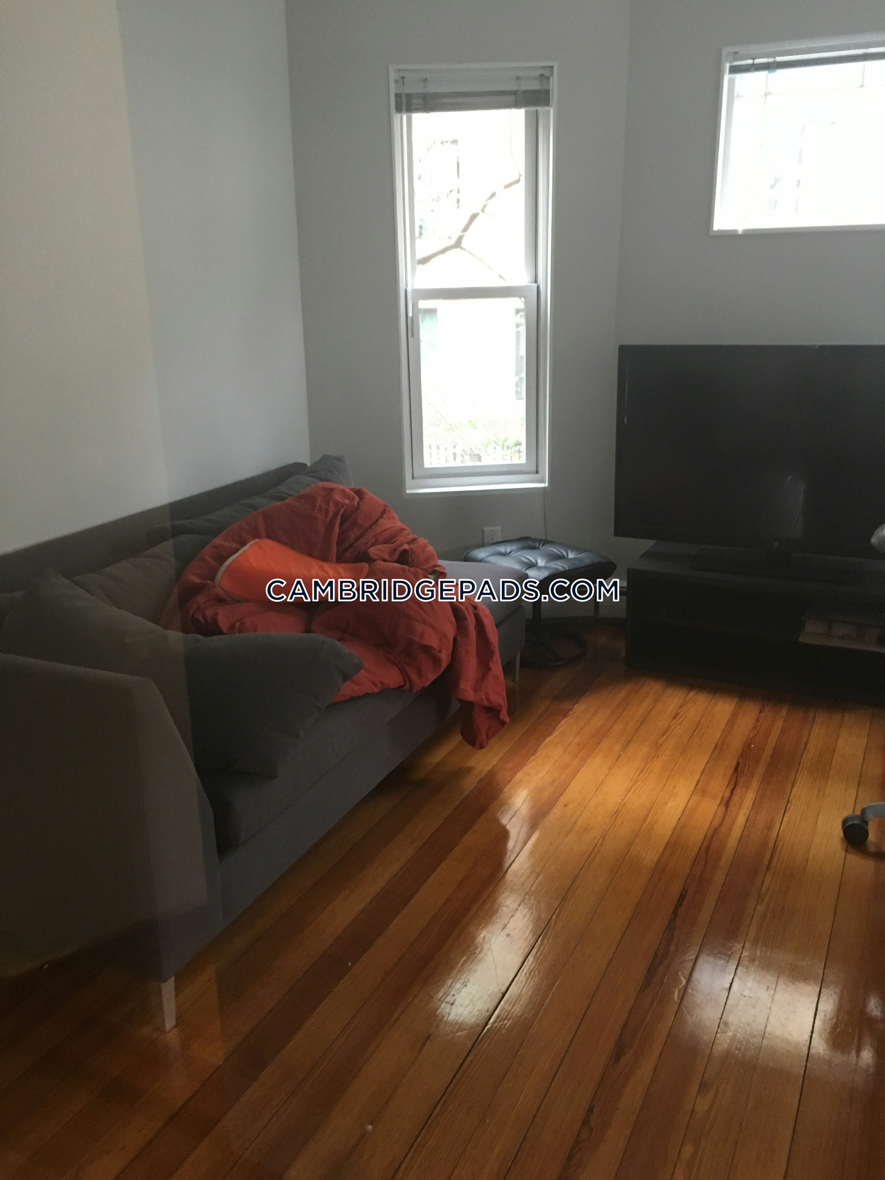 Cambridge - $4,450