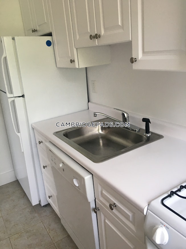 Cambridge - $2,940 /mo