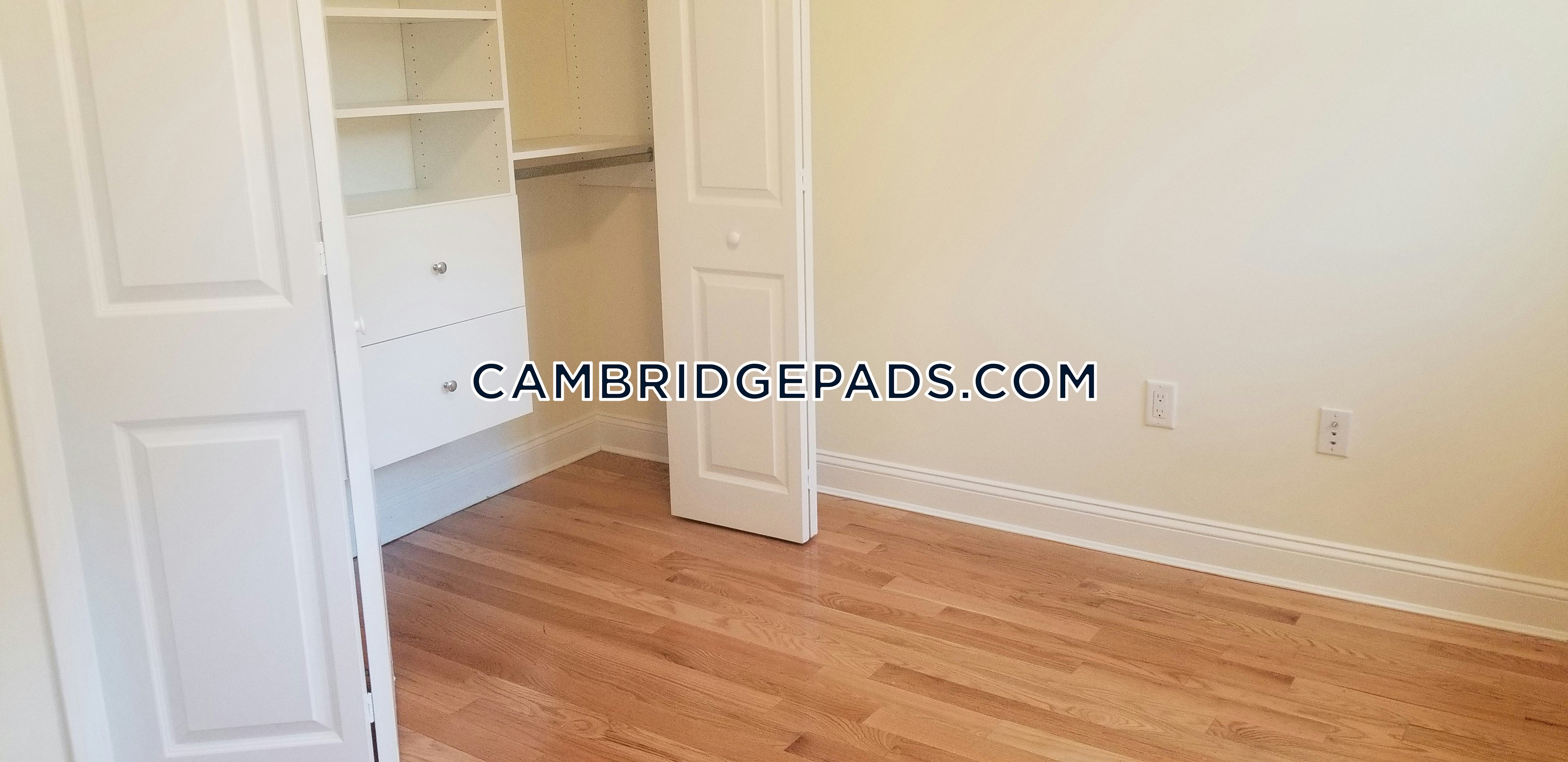 Cambridge - $3,140