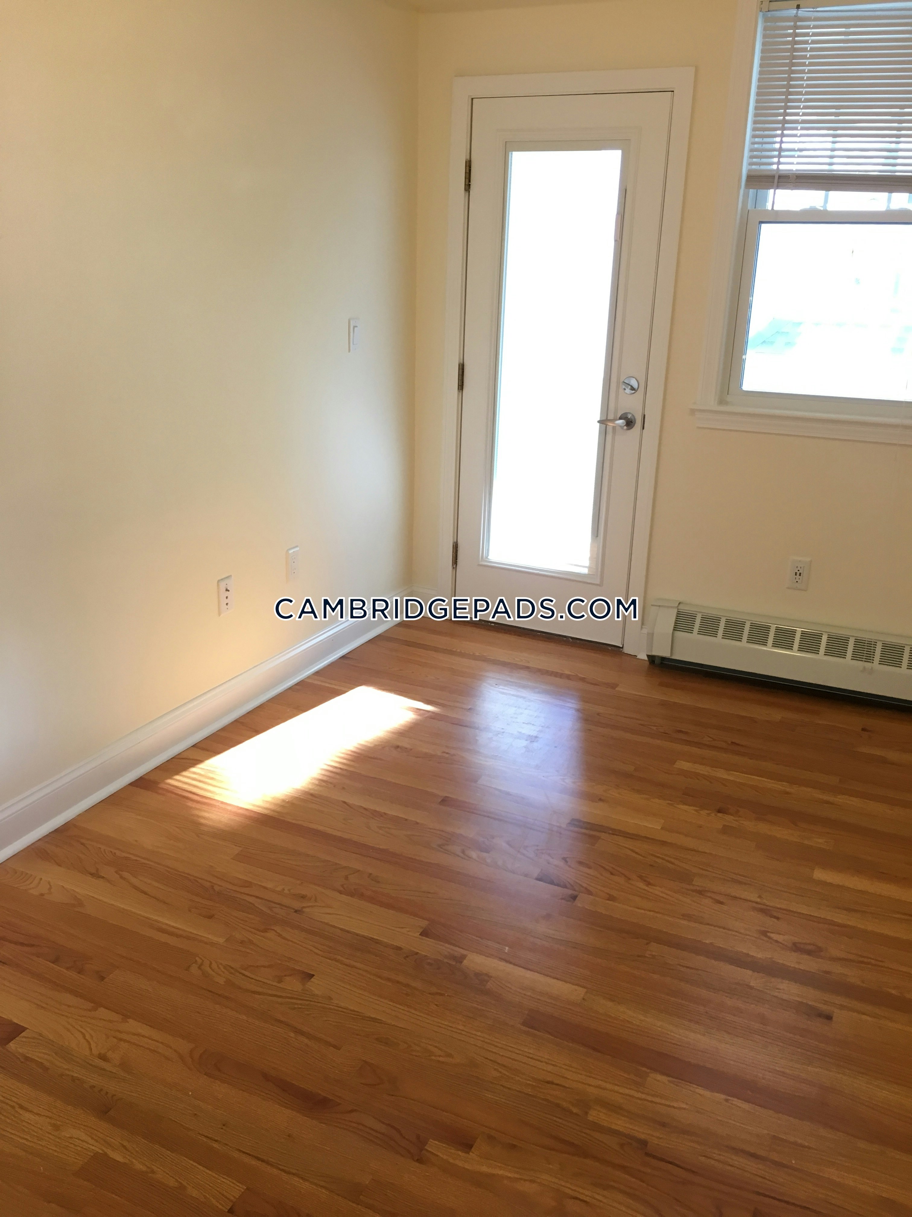 Cambridge - $3,830