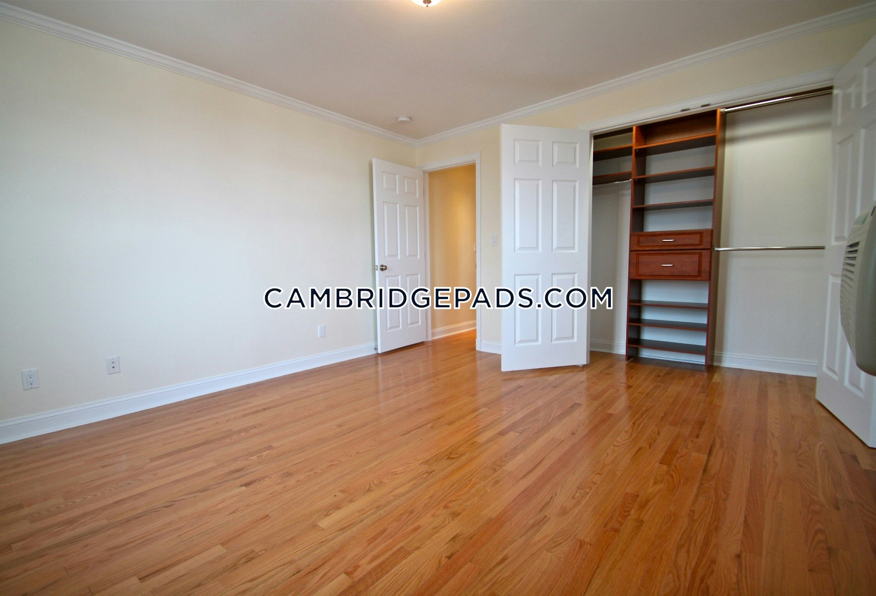 Cambridge - $3,695