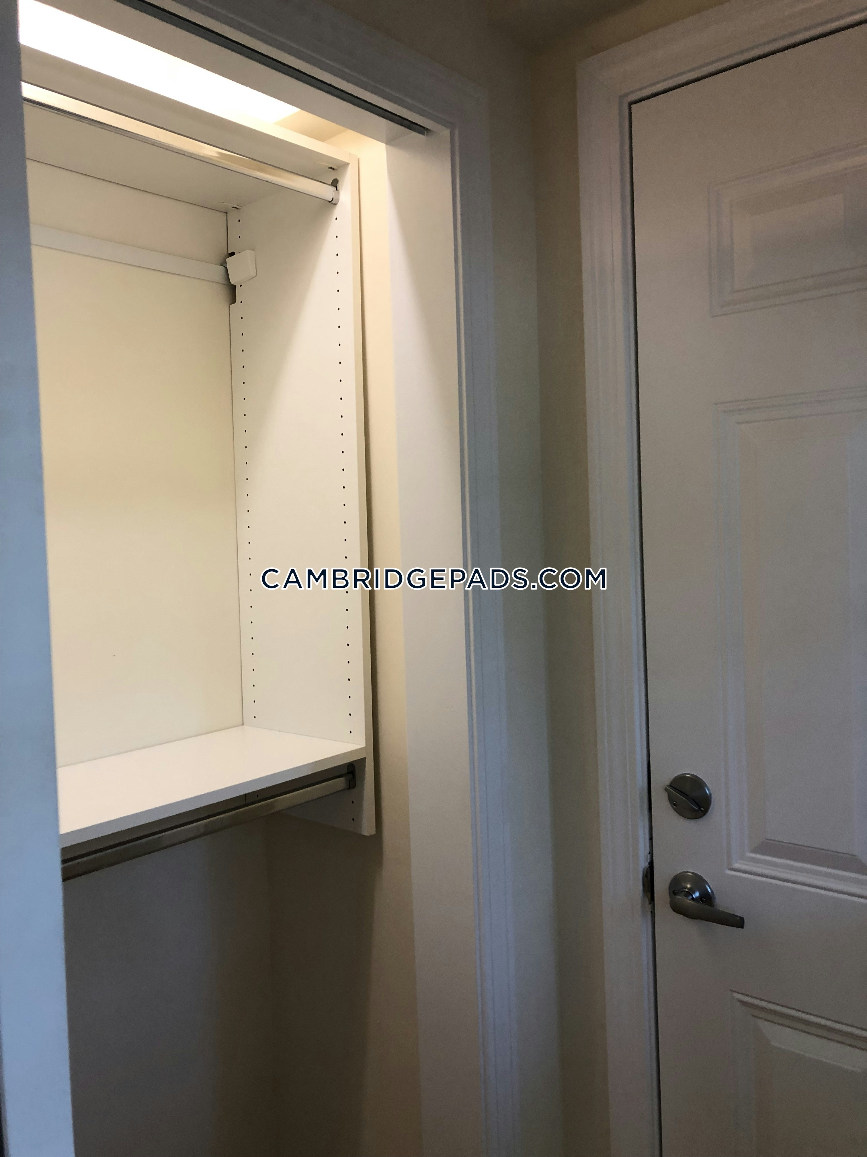 Cambridge - $4,595