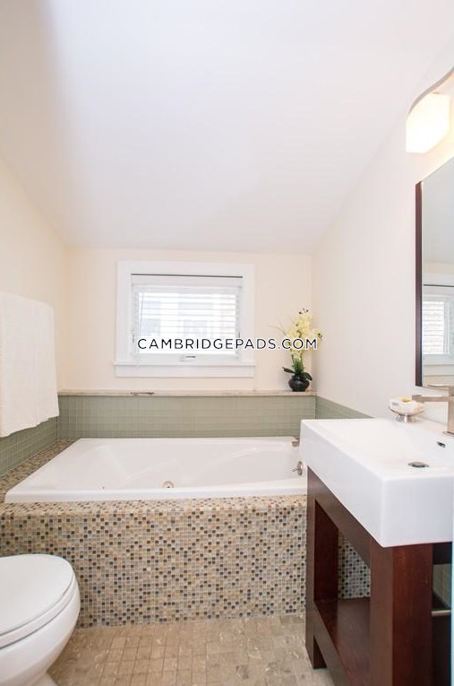 Cambridge - $3,750