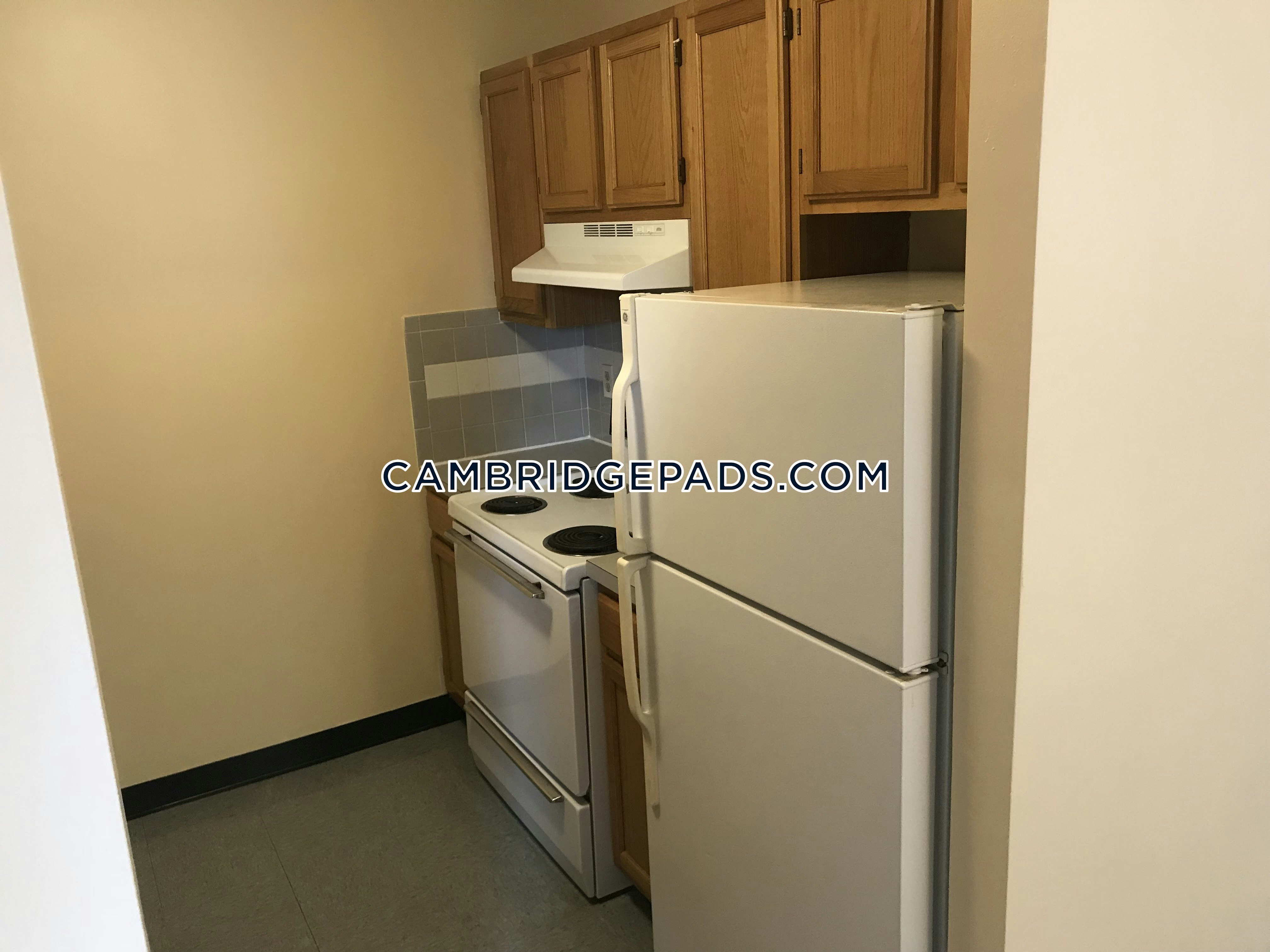 Cambridge - $2,800