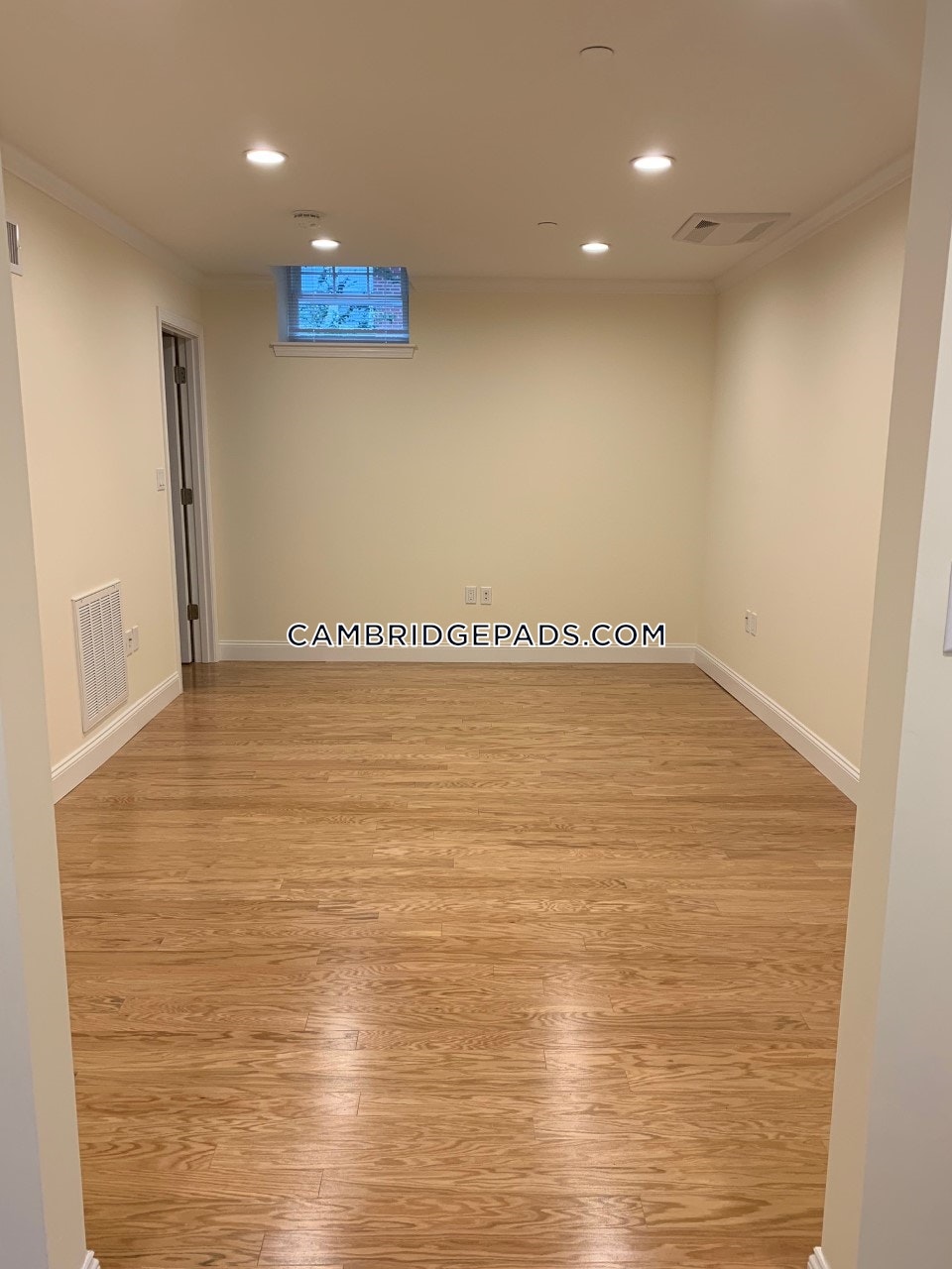 Cambridge - $4,605