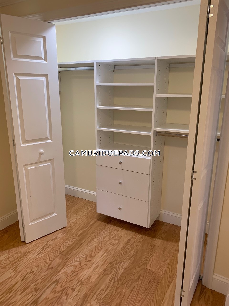 Cambridge - $3,150