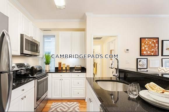 Cambridge - $3,195