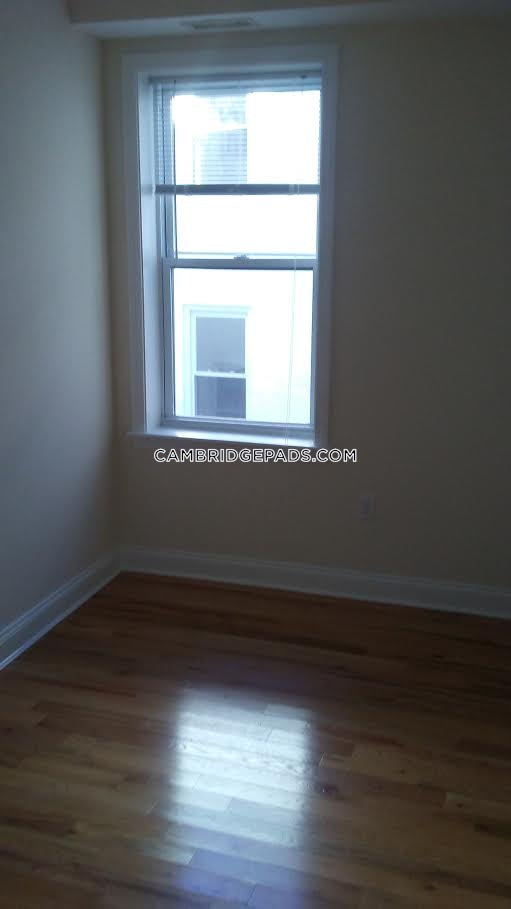 Cambridge - $3,480