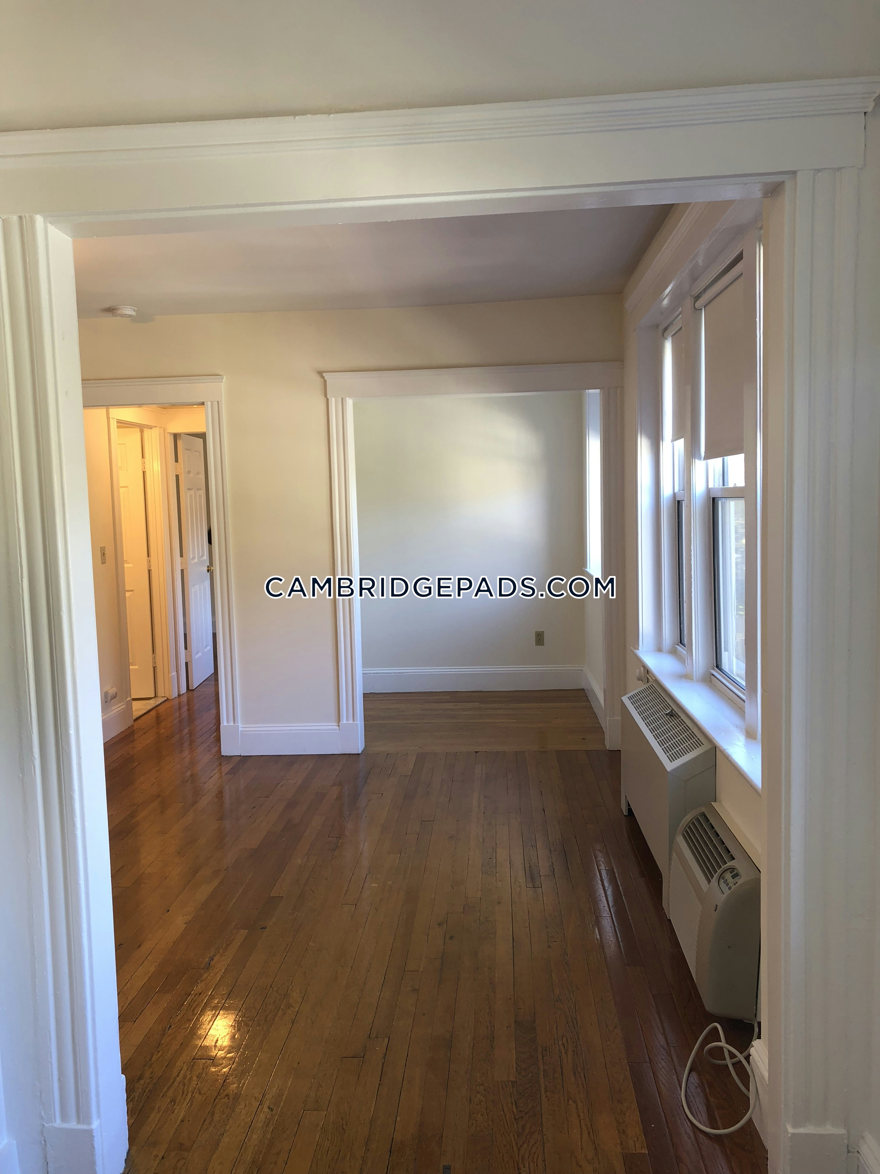 Cambridge - $2,970