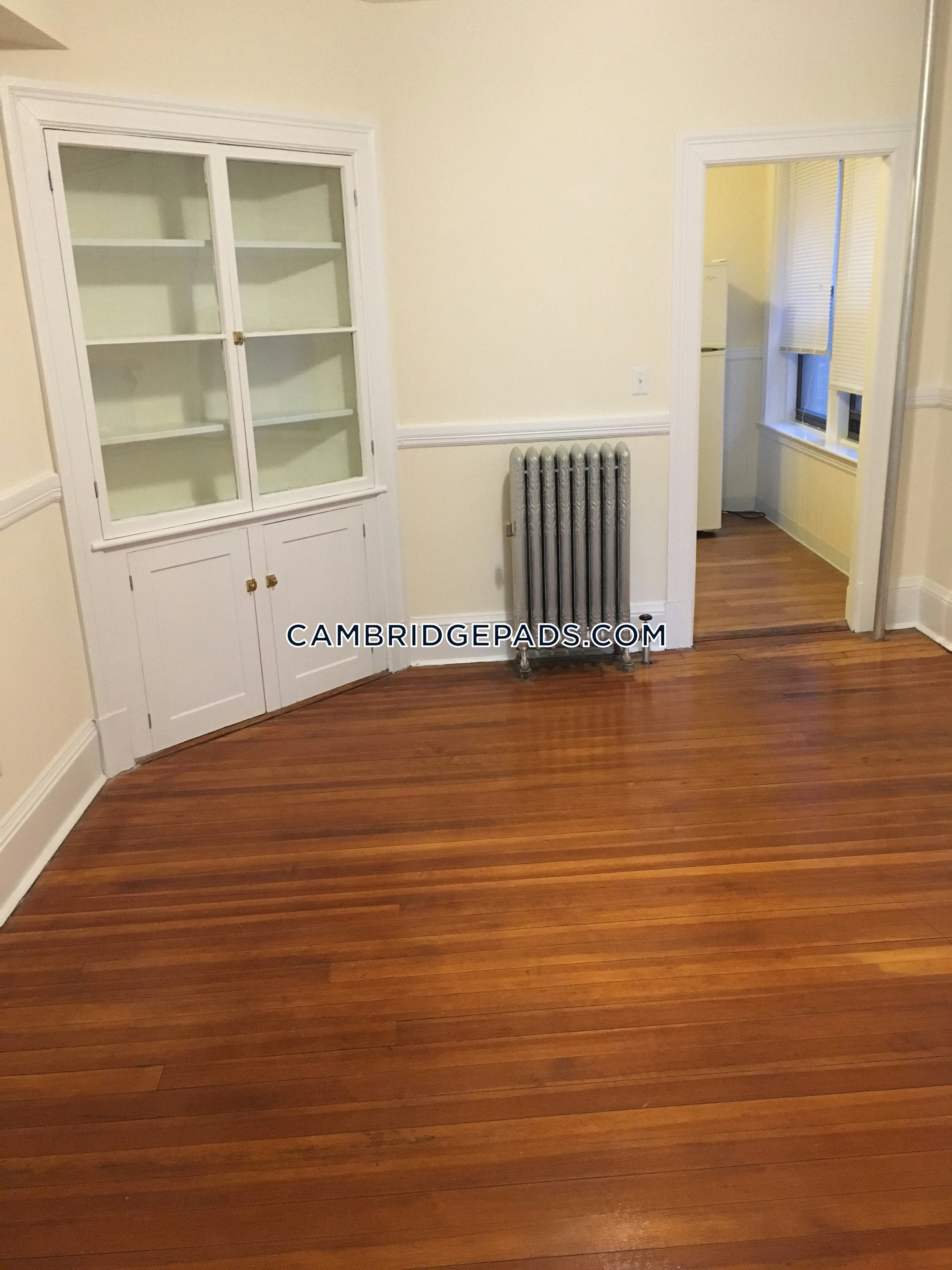 Cambridge - $2,800