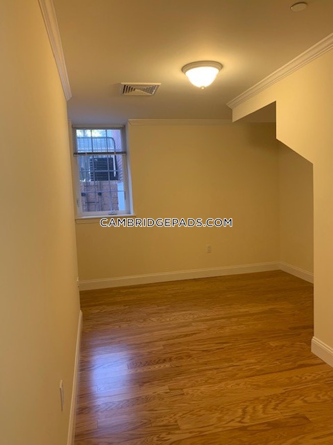 Cambridge - $2,995 /mo