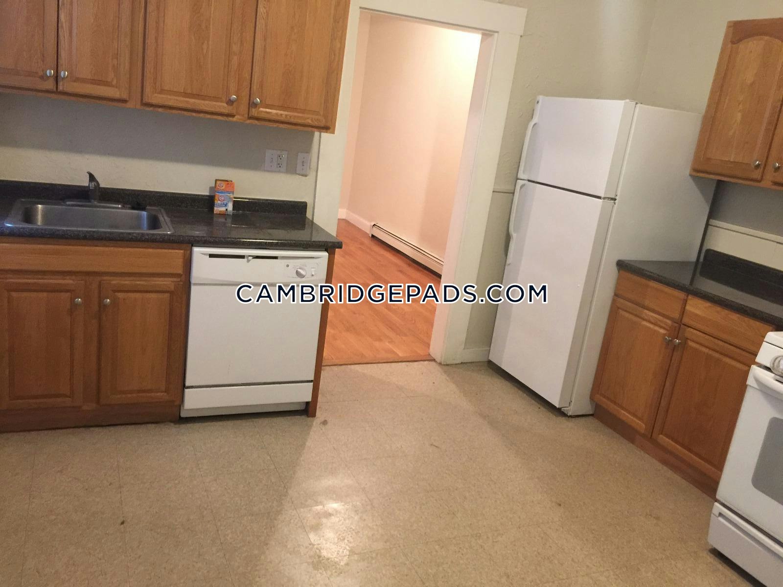 Cambridge - $2,200