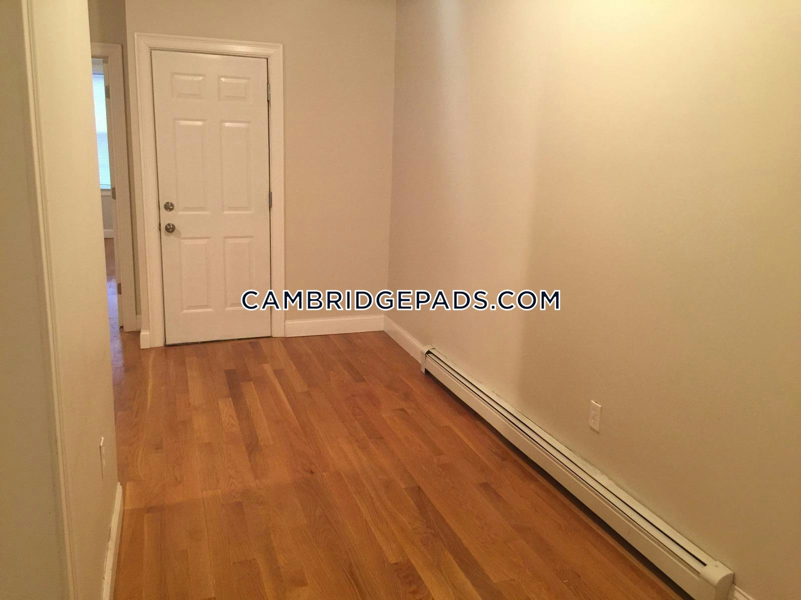 Cambridge - $2,200