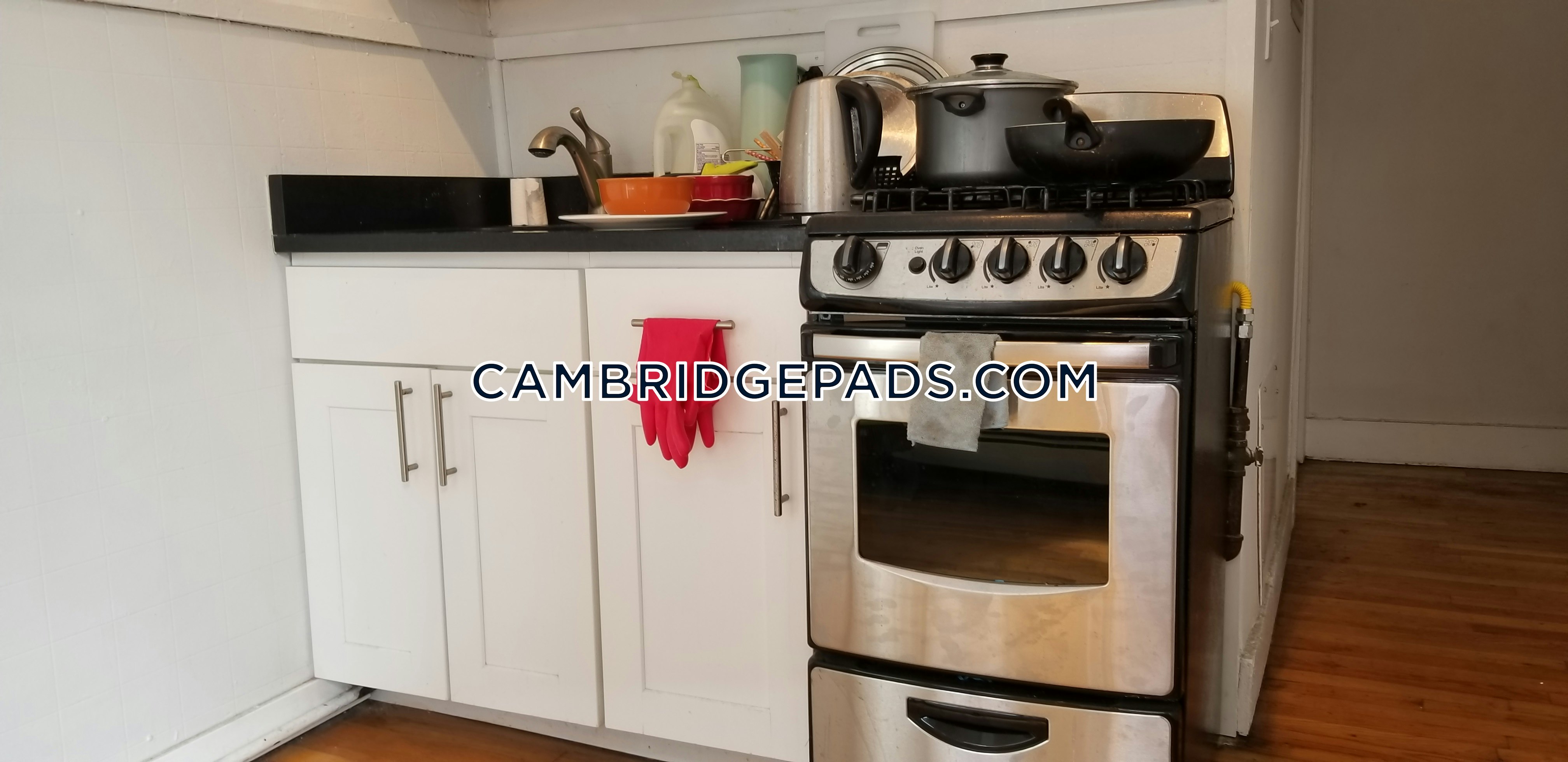 Cambridge - $2,900