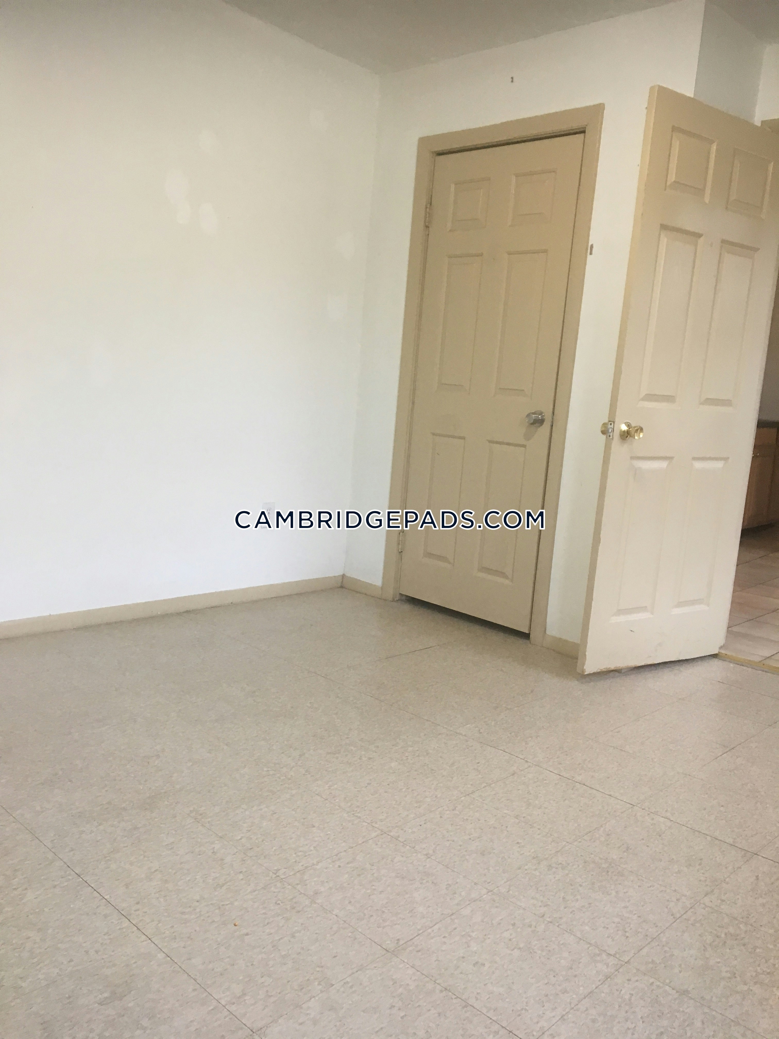 Cambridge - $2,000