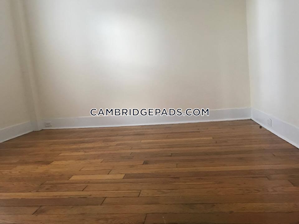 Cambridge - $3,500