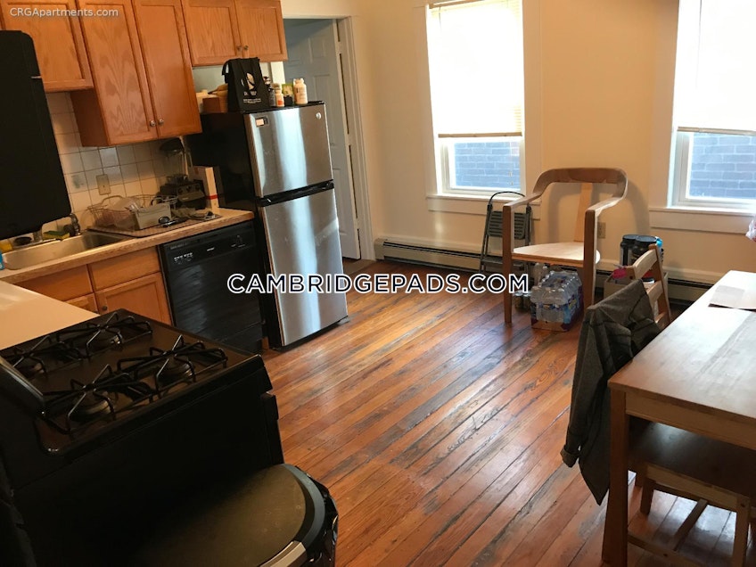 Cambridge - $2,600 /month