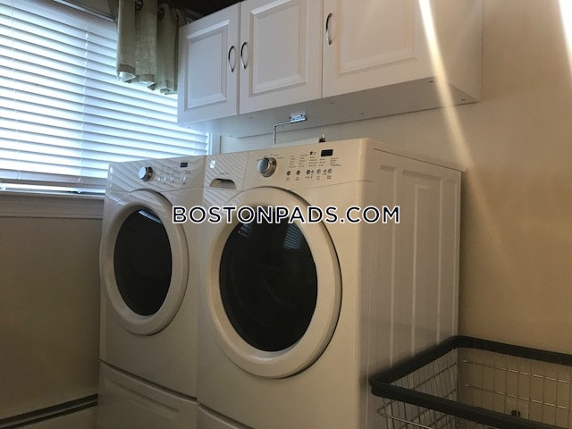 Cambridge - $2,950