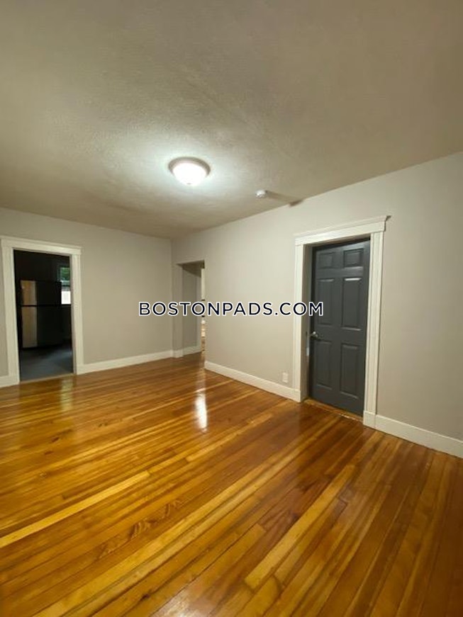 Cambridge - $2,900 /mo