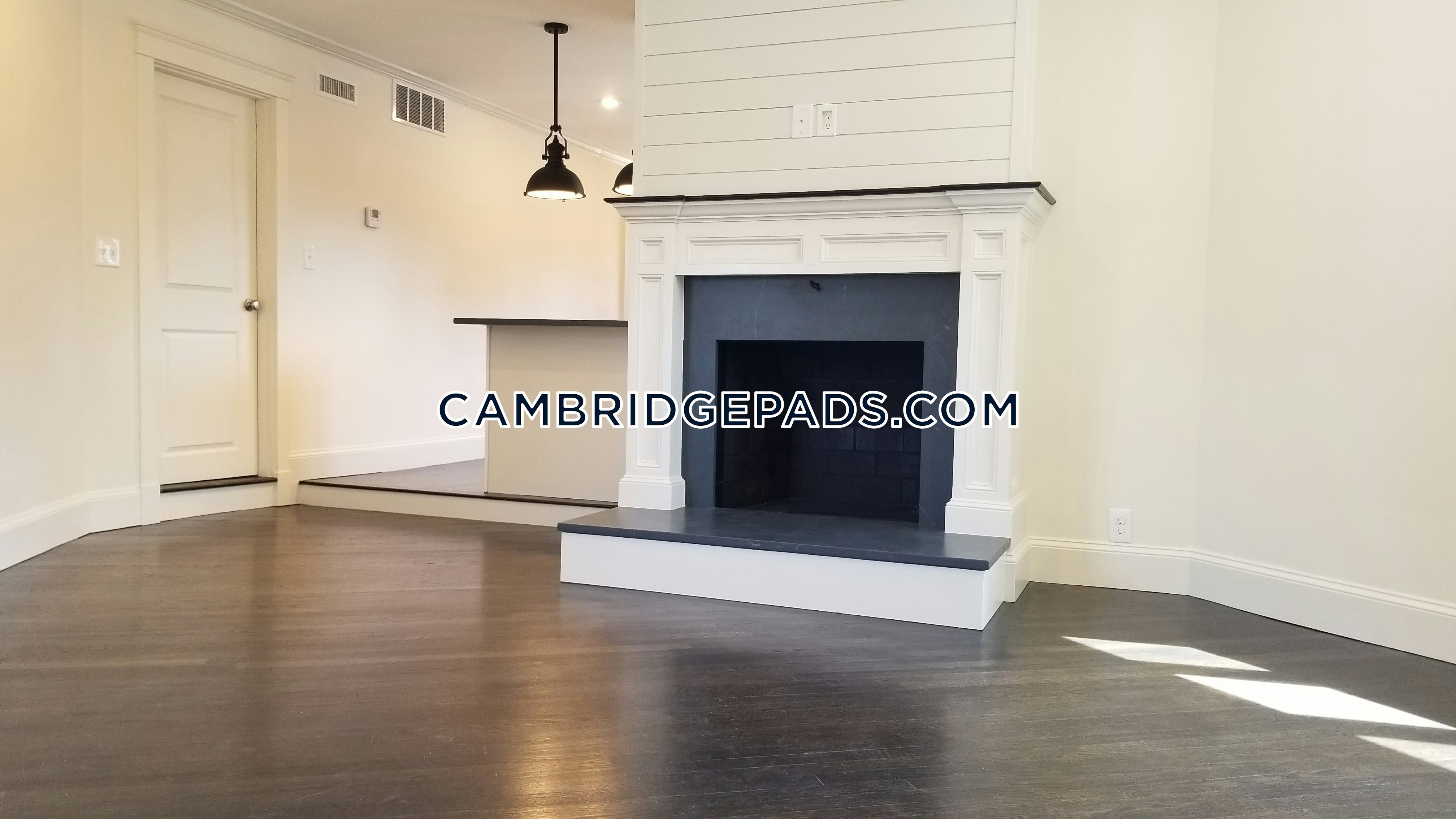 Cambridge - $3,300