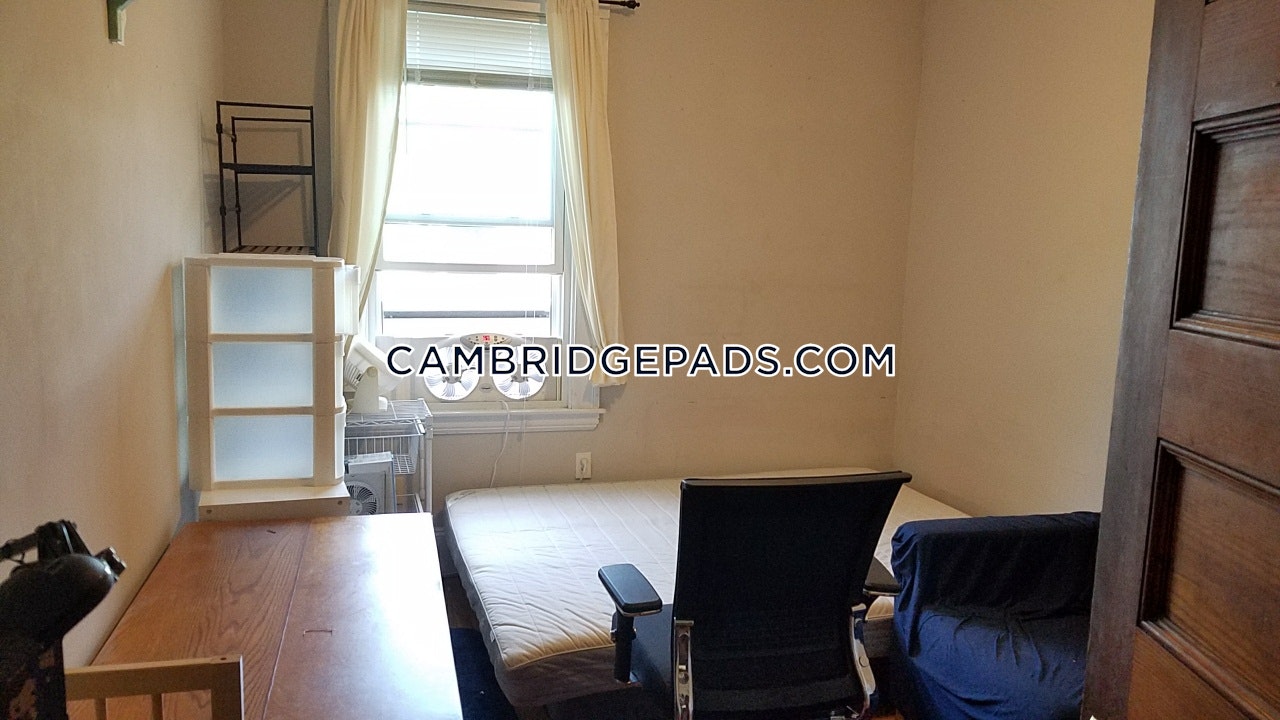 Cambridge - $4,200