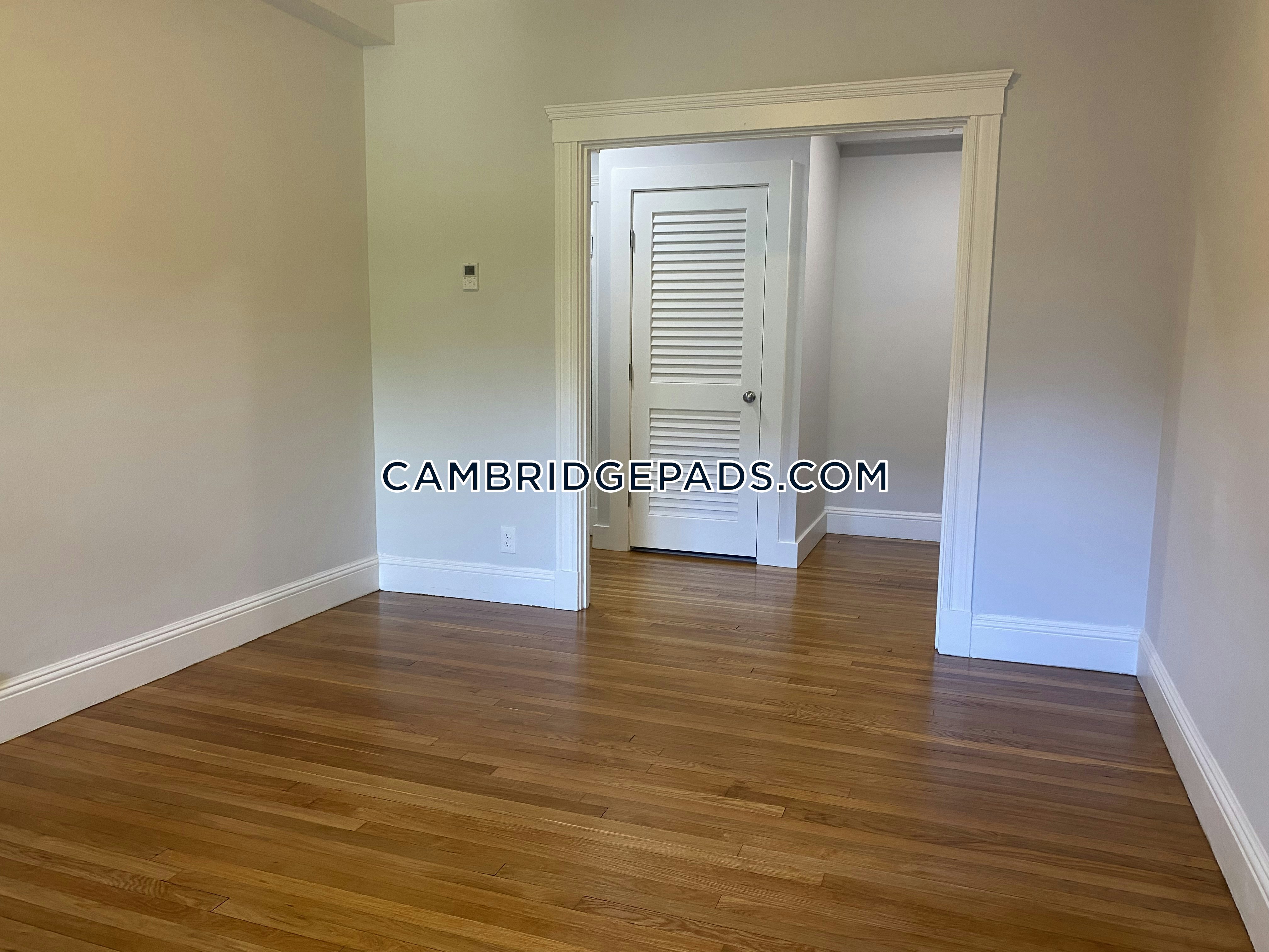 Cambridge - $2,950