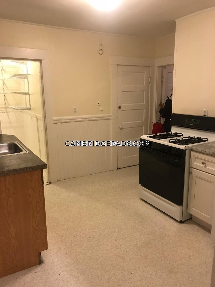 Cambridge - $2,400