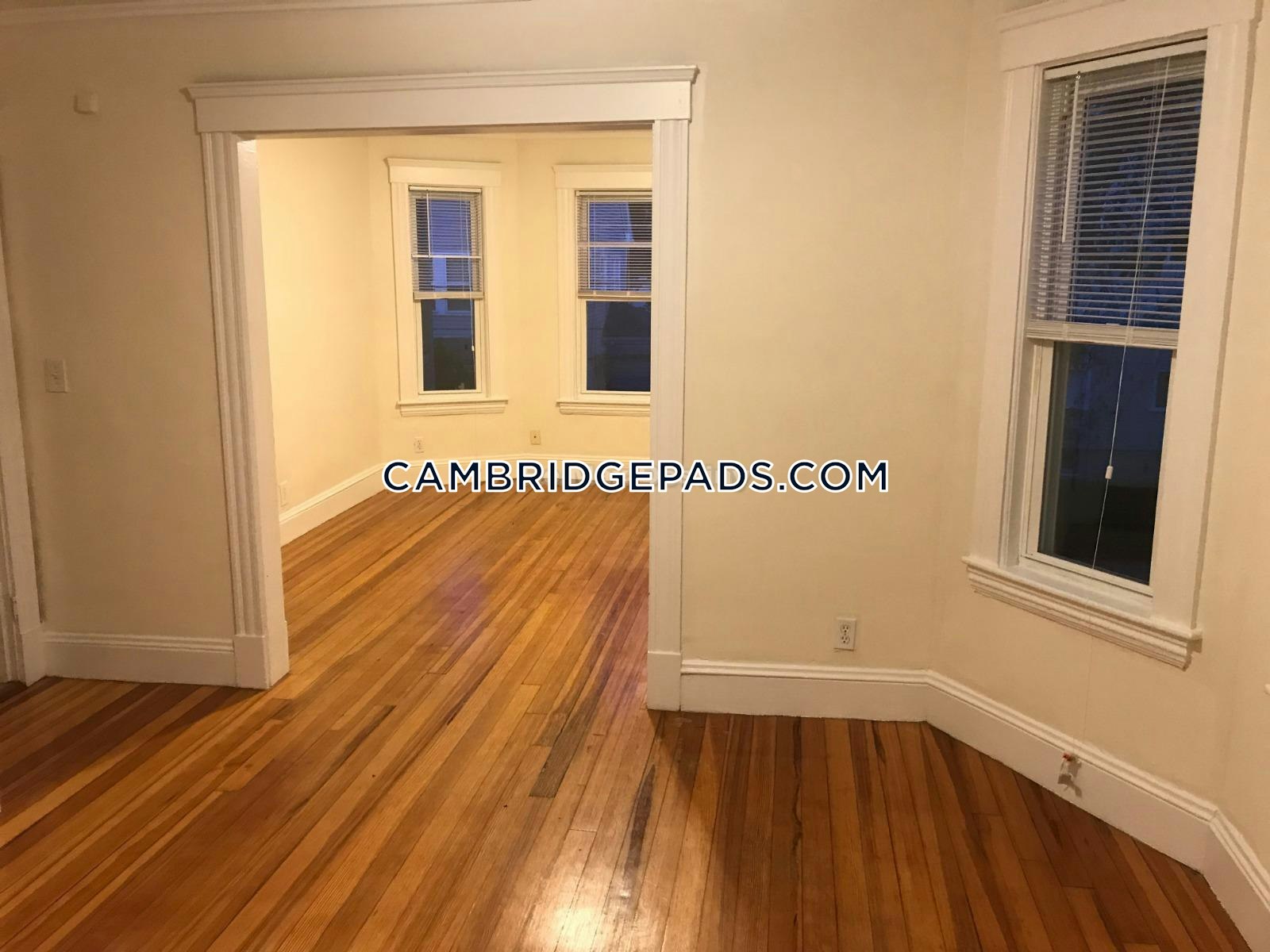 Cambridge - $2,400