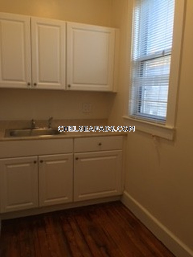 Chelsea - $2,300 /mo