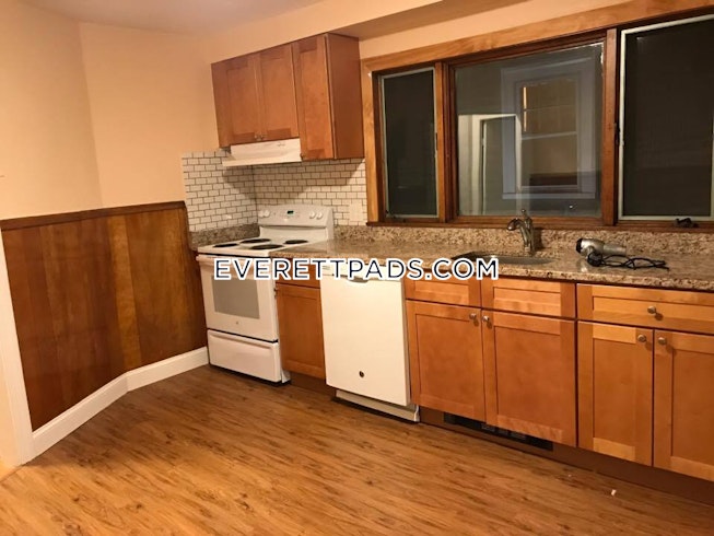 Everett - $1,800 /mo